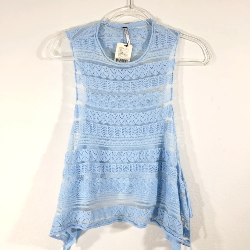 FREE PEOPLE sky blue lacy linen blend side tie shark bite cropped tank top